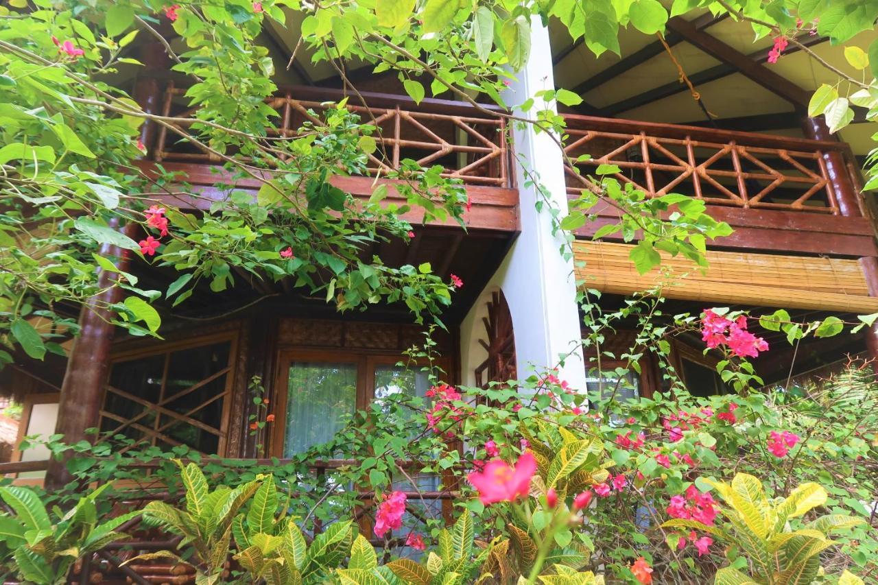 סיקיהור Villa Marmarine Beach Resort & Restaurant מראה חיצוני תמונה